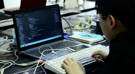 河北索拓網絡科技董事長張江周 5年開發百款游戲，打造河北的游戲夢工廠